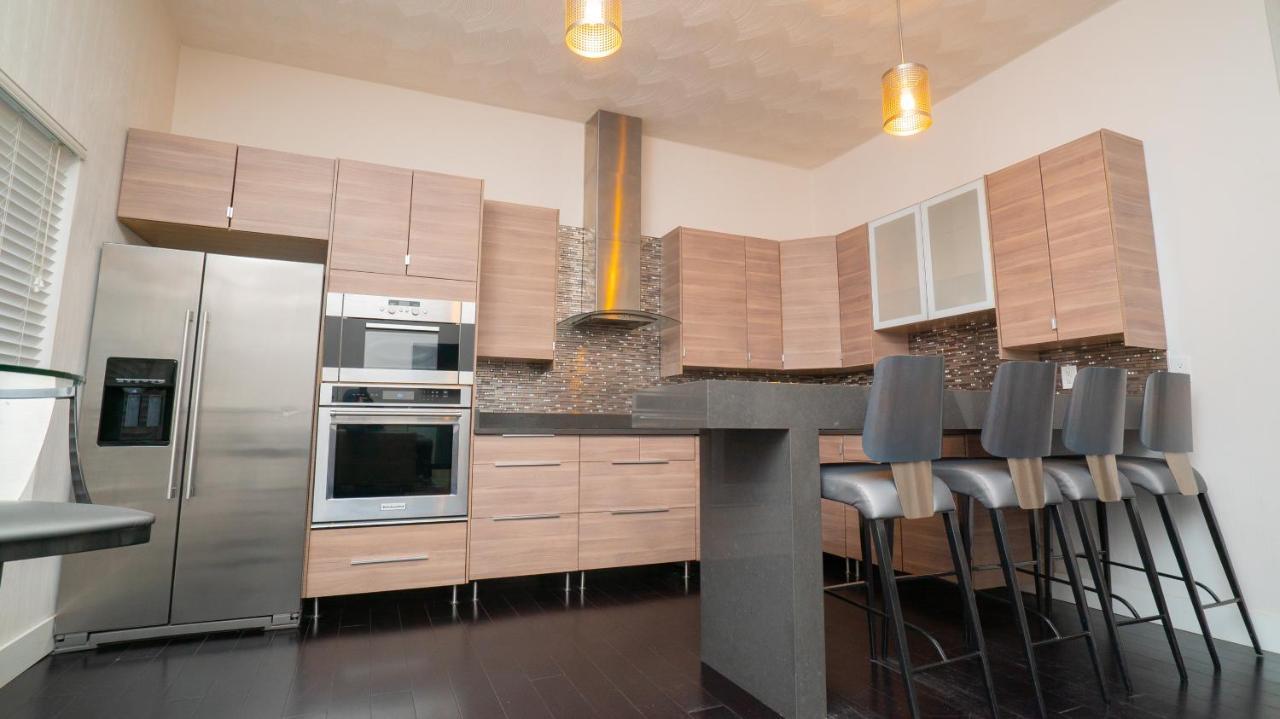 Plaza 2700 Luxury Beach Suites Βιρτζίνια Μπιτς Εξωτερικό φωτογραφία