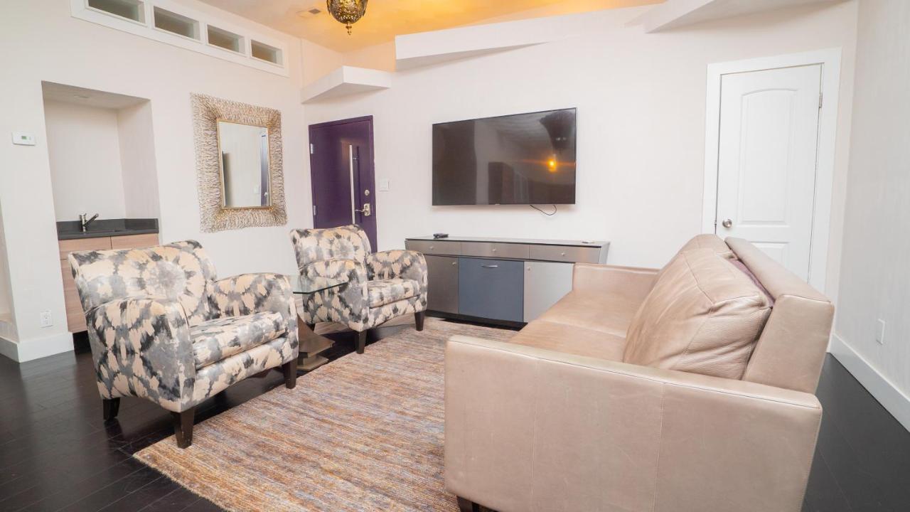 Plaza 2700 Luxury Beach Suites Βιρτζίνια Μπιτς Εξωτερικό φωτογραφία