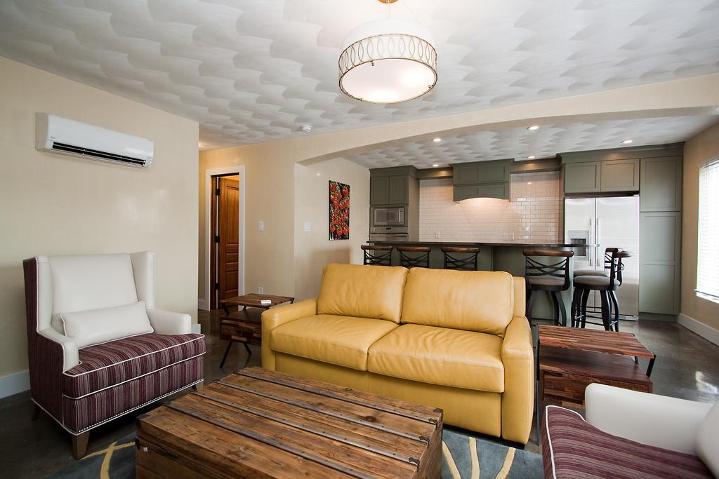 Plaza 2700 Luxury Beach Suites Βιρτζίνια Μπιτς Εξωτερικό φωτογραφία