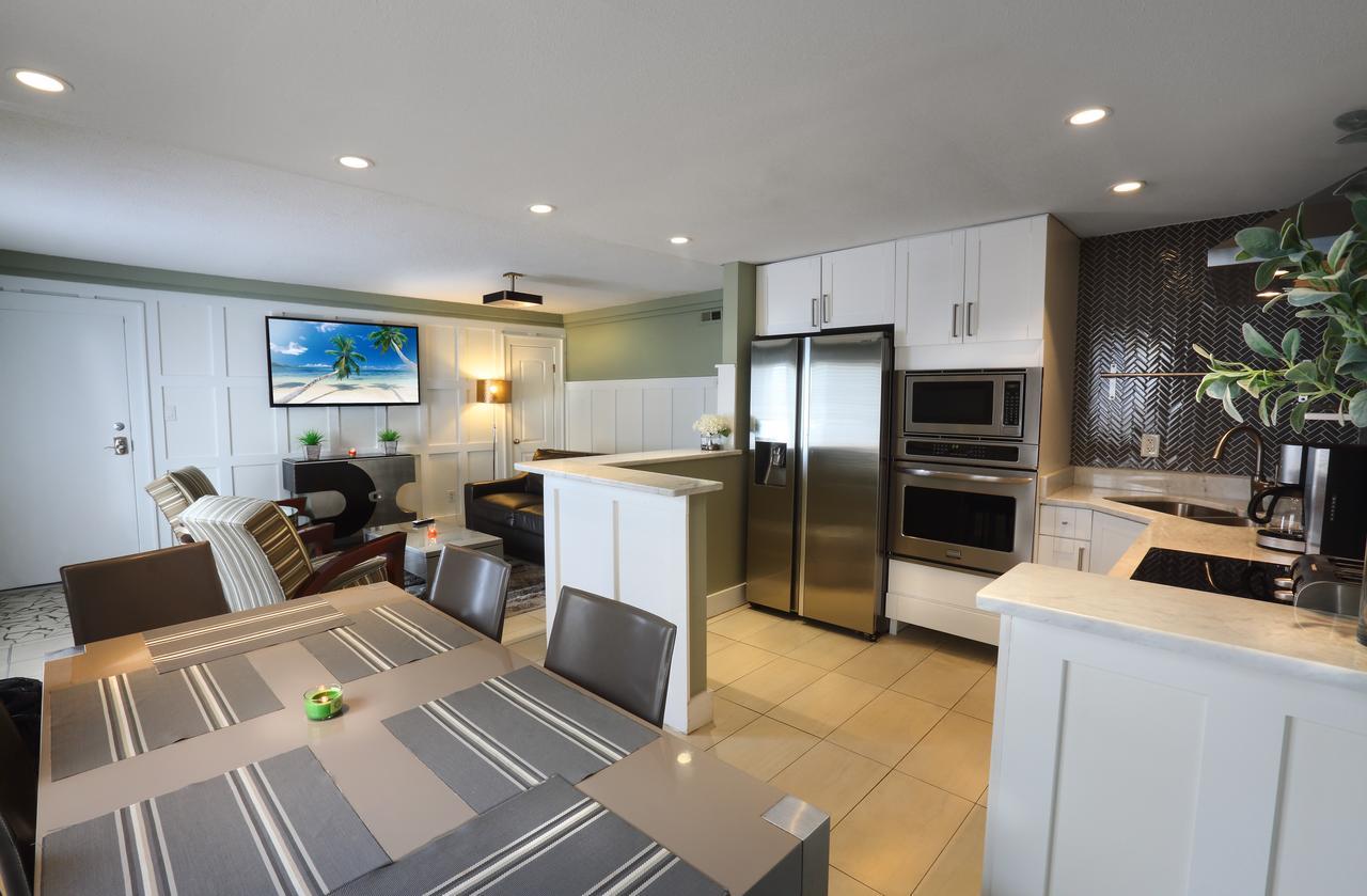 Plaza 2700 Luxury Beach Suites Βιρτζίνια Μπιτς Εξωτερικό φωτογραφία